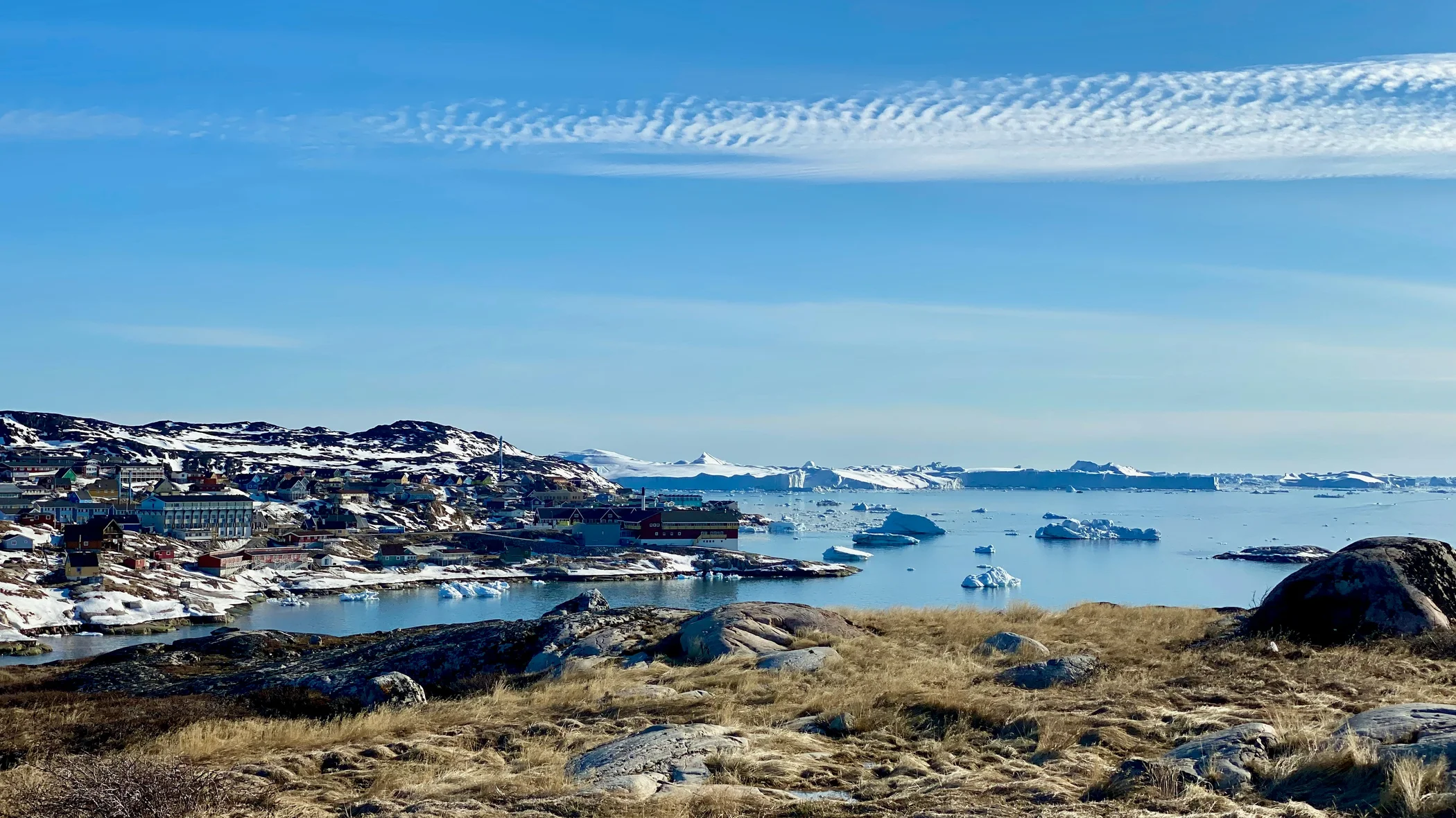 The town and coastline of Ilulissat overlooking Disko Bay